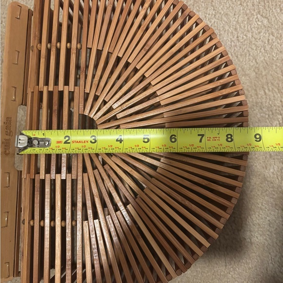 Handbag - Picture 6 of 7